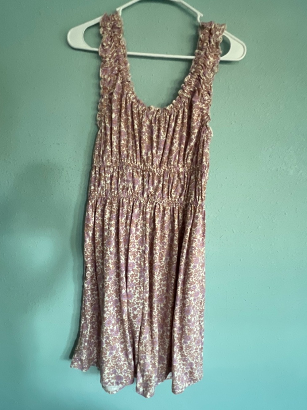 Dress - Picture 2 of 4